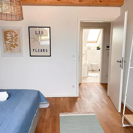 Big House 130 Qm 13 Min Cologne Trade Fair 19 Min Duesseldorf * Leverkusen