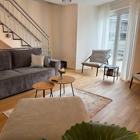 Modernes & Zentrales Haus - 130 Qm - 13 Min Bis Koeln Messe Holiday home Leverkusen