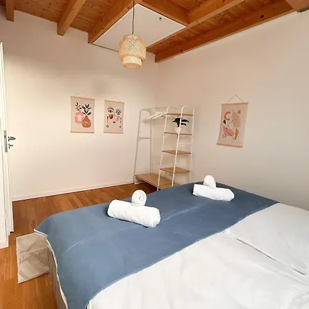 Big House 130 Qm 13 Min Cologne Trade Fair 19 Min Duesseldorf Vakantiehuis