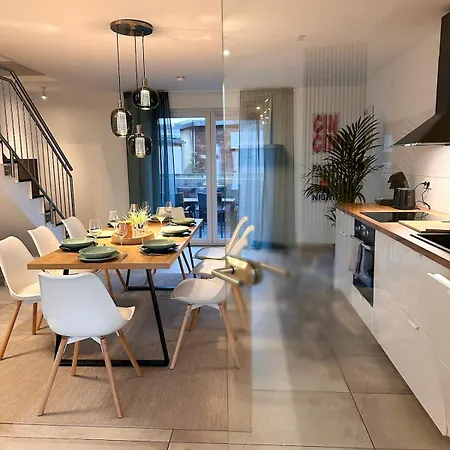 Big House 130 Qm 13 Min Cologne Trade Fair 19 Min Duesseldorf Holiday home *