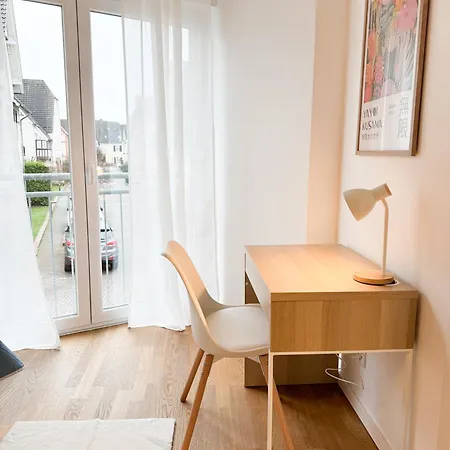 Big House 130 Qm 13 Min Cologne Trade Fair 19 Min Duesseldorf * Leverkusen