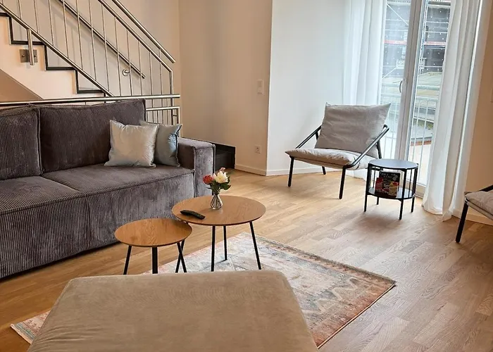 Big House 130 Qm 13 Min Cologne Trade Fair 19 Min Duesseldorf Feriehus Leverkusen