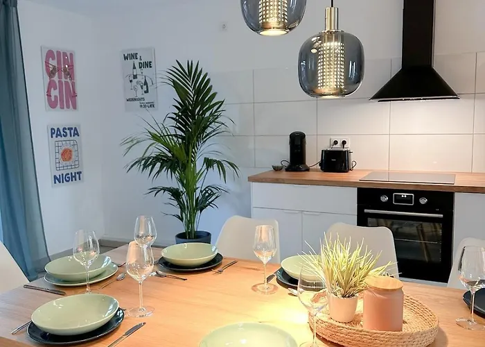 Big House 130 Qm 13 Min Cologne Trade Fair 19 Min Duesseldorf Feriehus *